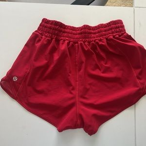 Lululemon high rise hotty hot short 2.5 inch